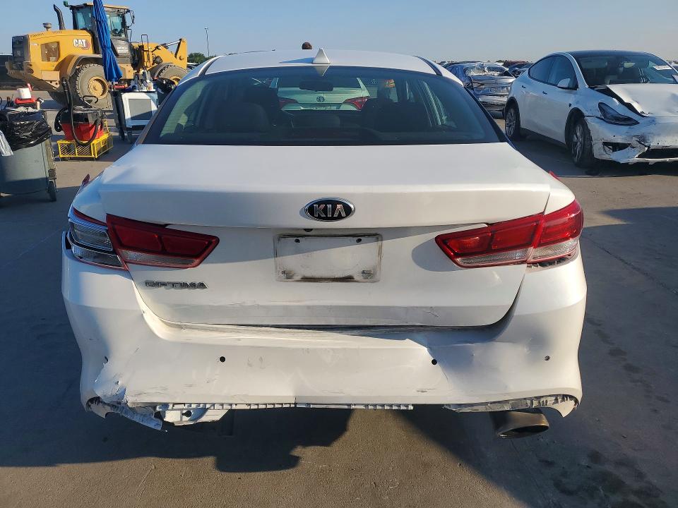 59775786 :رقم المزاد ، 5XXGT4L36JG263435 vin ، 2018 Kia Optima مزاد بيع