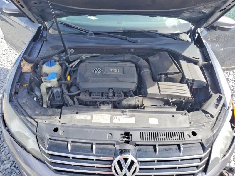 60160646 :رقم المزاد ، 1VWCS7A33EC072421 vin ، 2014 Volkswagen Passat مزاد بيع