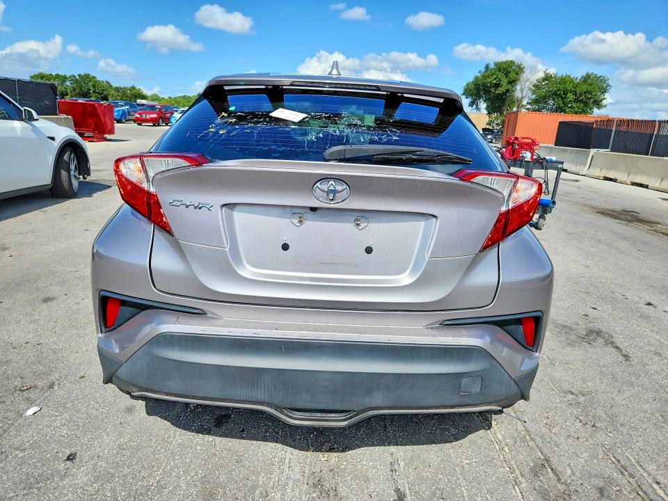 59062876 :رقم المزاد ، NMTKHMBX9LR106823 vin ، 2020 Toyota C-hr مزاد بيع