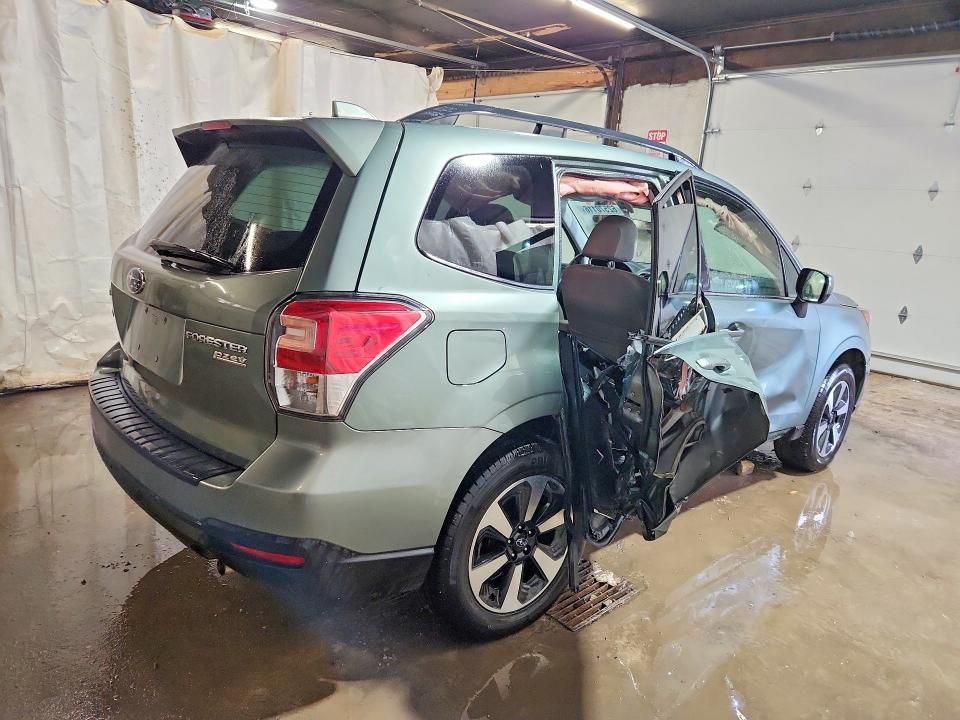 62570116 :رقم المزاد ، JF2SJAJCXHH407228 vin ، 2017 Subaru Forester مزاد بيع