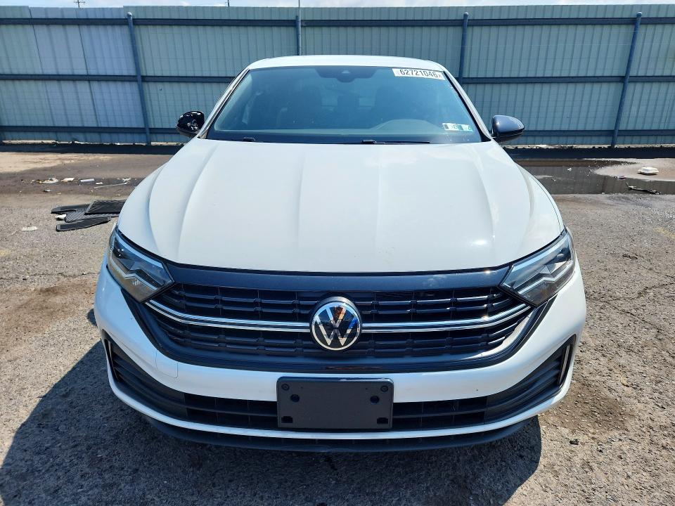 Продаж на аукціоні авто 2023 Volkswagen Jetta, vin: 3VWBM7BU7PM052770, номер лоту: 62721046
