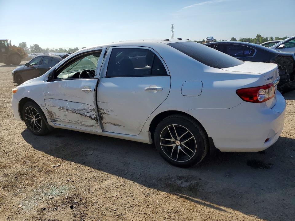 60069836 :رقم المزاد ، 2T1BU4EE0DC932333 vin ، 2013 Toyota Corolla مزاد بيع