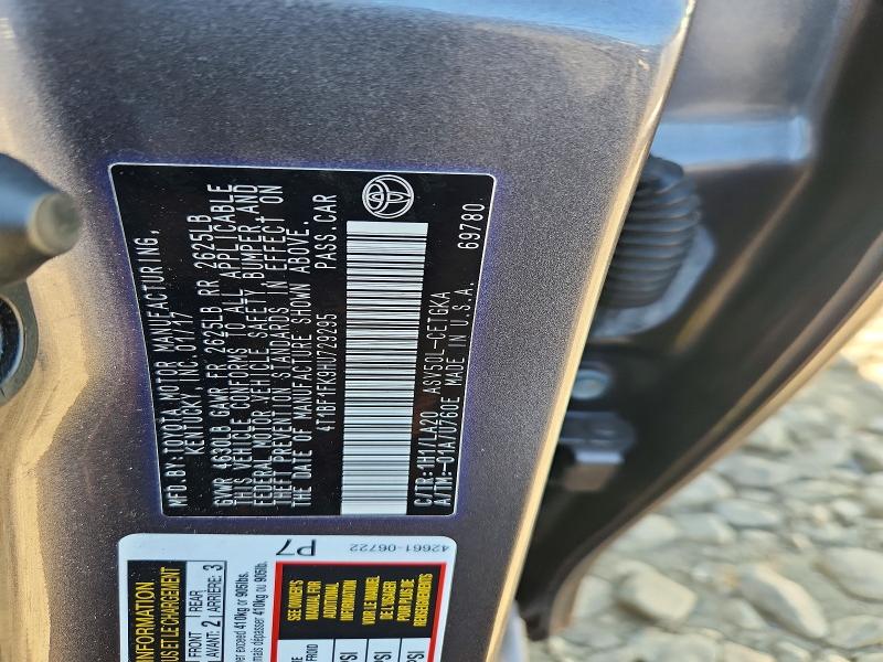 85617795 :رقم المزاد ، 4T1BF1FK9HU729295 vin ، 2017 Toyota Camry مزاد بيع