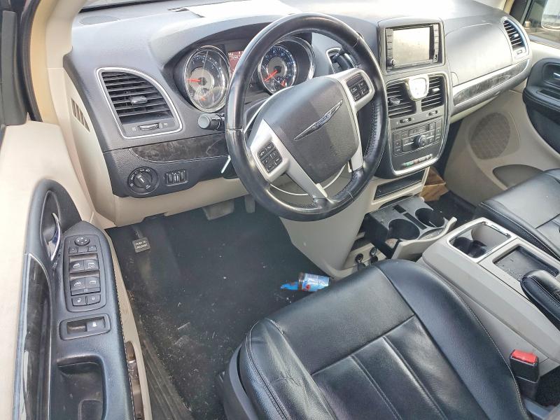 2016 Chrysler Town & Country მანქანა იყიდება აუქციონზე, vin: 2C4RC1BG3GR113097, აუქციონის ნომერი: 61102566