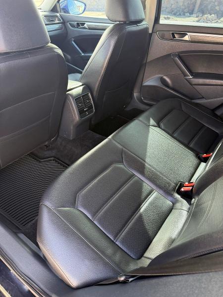 Продажа на аукционе авто 2018 Volkswagen Passat, vin: 1VWBA7A33JC005519, номер лота: 63333396
