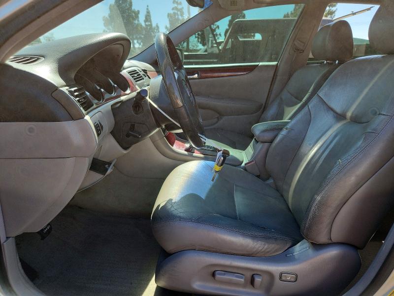 60833506 :رقم المزاد ، JTHBF30G920049723 vin ، 2002 Lexus Es مزاد بيع
