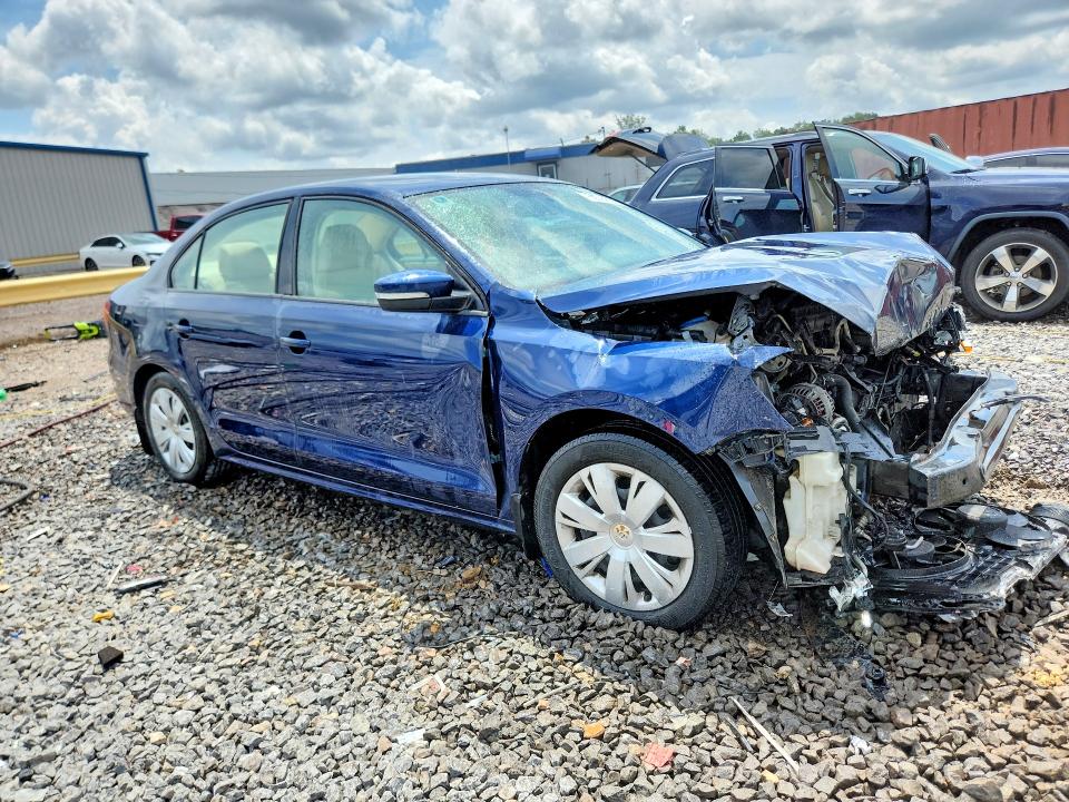 60594556 :رقم المزاد ، 3VWDP7AJ1CM075317 vin ، 2012 Volkswagen Jetta مزاد بيع