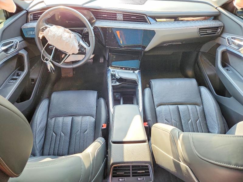 57887576 :رقم المزاد ، WA1VABGEXNB027048 vin ، 2022 Audi E-tron مزاد بيع