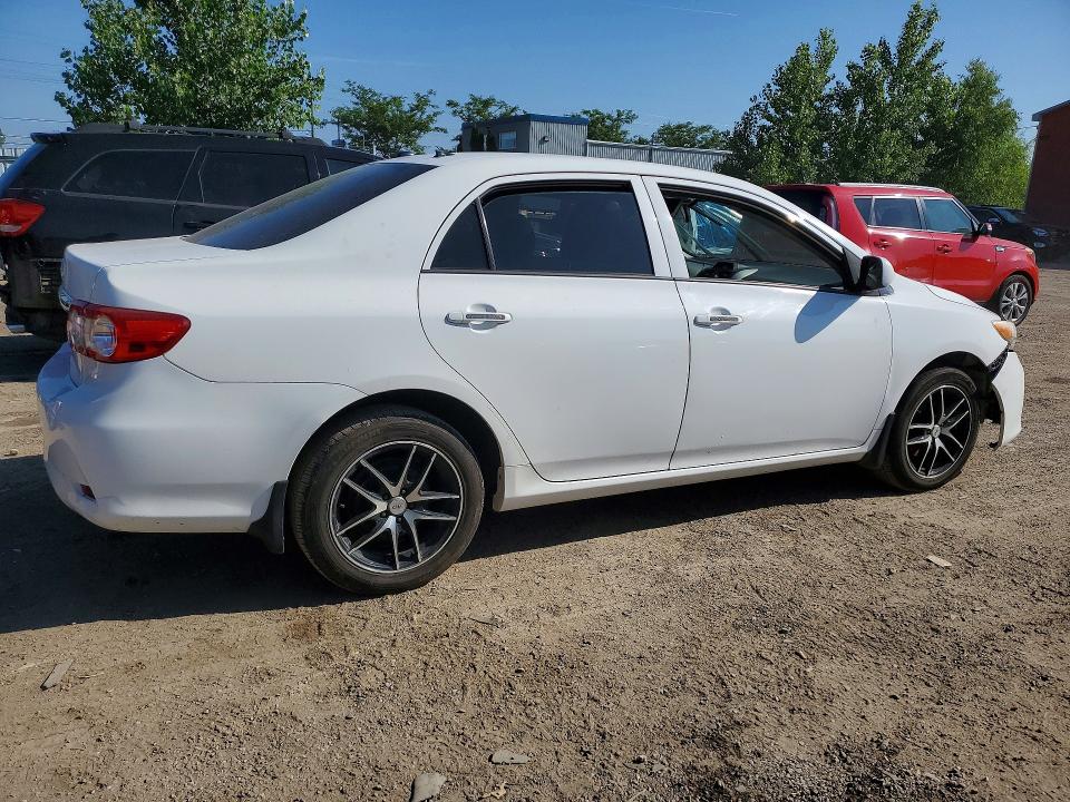 60069836 :رقم المزاد ، 2T1BU4EE0DC932333 vin ، 2013 Toyota Corolla مزاد بيع