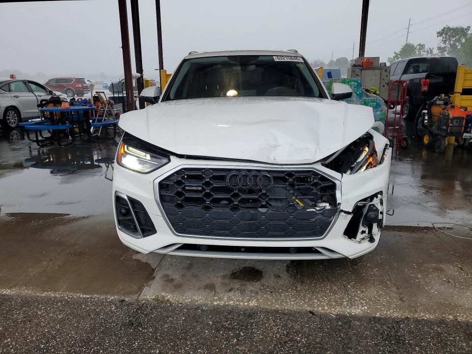 63215846 :رقم المزاد ، WA1GAAFY8N2098814 vin ، 2022 Audi Q5 مزاد بيع