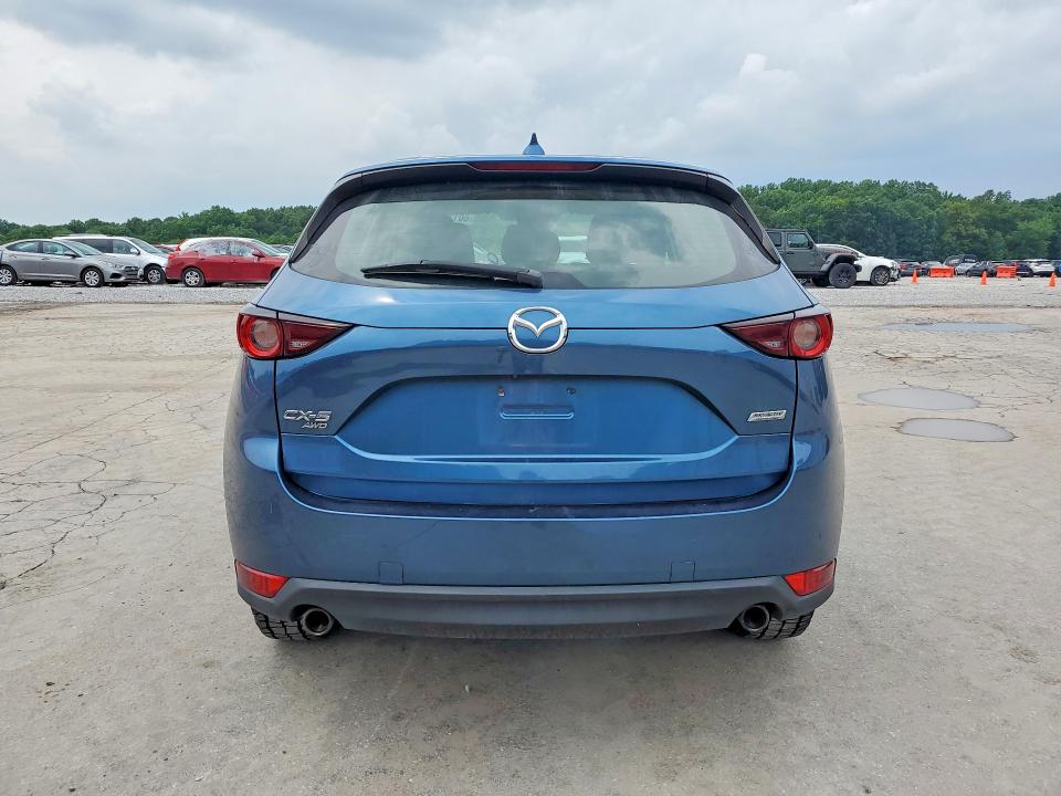 Продаж на аукціоні авто 2018 Mazda Cx-5, vin: JM3KFBBM1J0410852, номер лоту: 60130406