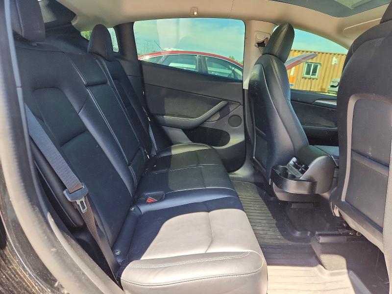 59671126 :رقم المزاد ، 7SAYGDEF4NF567973 vin ، 2022 Tesla Model Y مزاد بيع