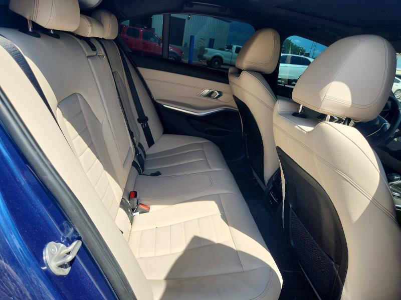 59555436 :رقم المزاد ، 3MW5R1J01M8C12849 vin ، 2021 Bmw 330i مزاد بيع