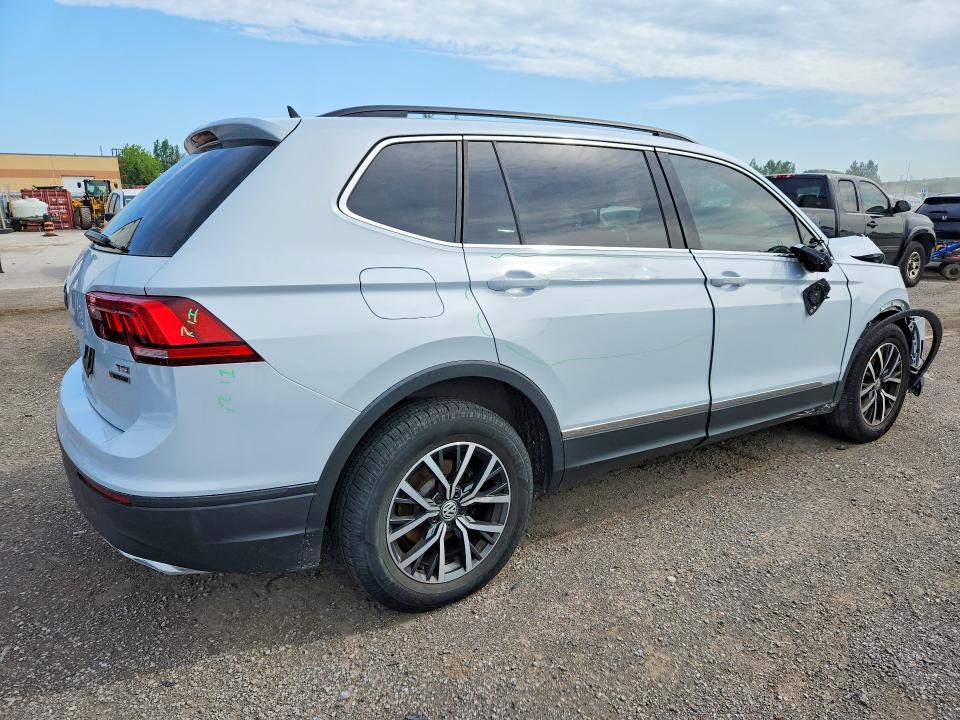 Продажа на аукционе авто 2018 Volkswagen Tiguan, vin: 3VV2B7AX3JM062872, номер лота: 59068376