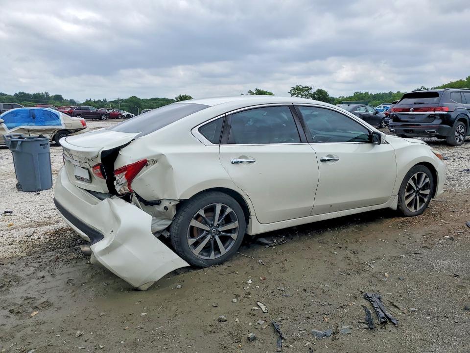 Продаж на аукціоні авто 2016 Nissan Altima, vin: 1N4AL3AP1GC249852, номер лоту: 59861026