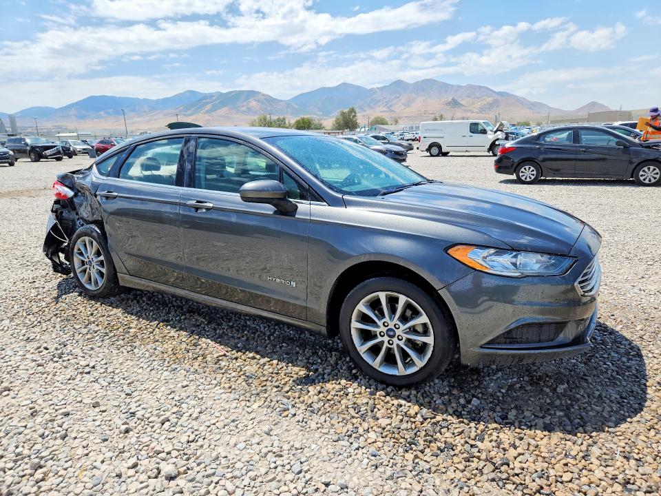 Продаж на аукціоні авто 2017 Ford Fusion, vin: 3FA6P0LU7HR266069, номер лоту: 62692496