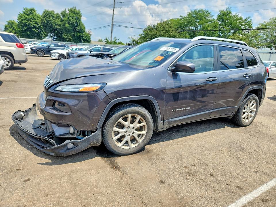 61081056 :رقم المزاد ، 1C4PJLCBXFW670672 vin ، 2015 Jeep Cherokee مزاد بيع