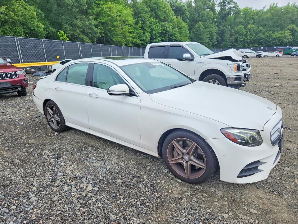 60401556 :رقم المزاد ، WDDZF4KB7HA050157 vin ، 2017 Mercedes-benz E مزاد بيع
