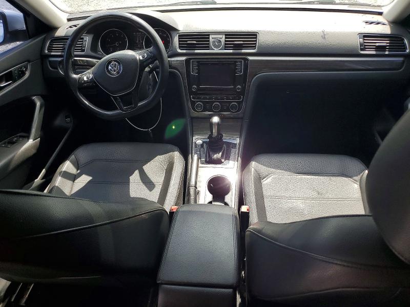 Продажа на аукционе авто 2017 Volkswagen Passat, vin: 1VWBT7A3XHC019812, номер лота: 62073026