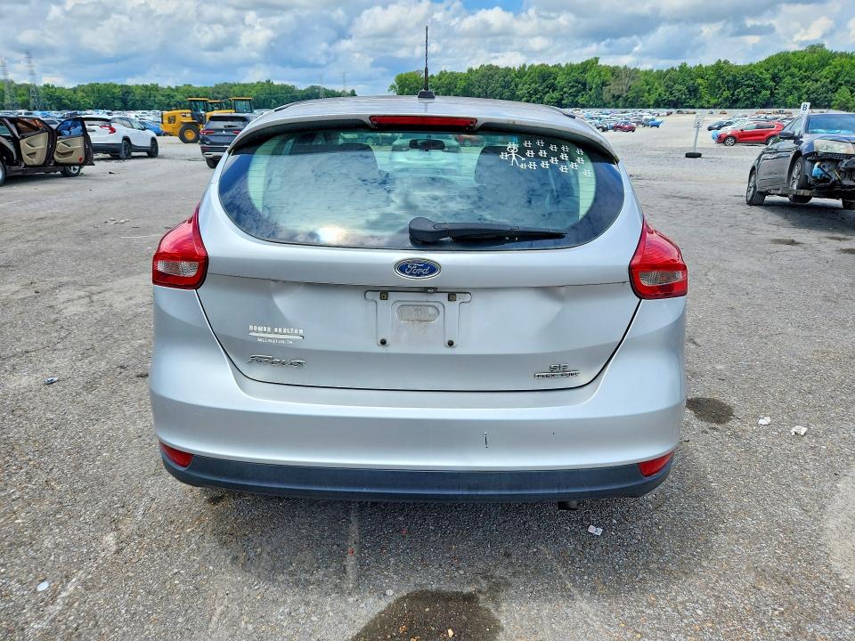 Продажа на аукционе авто 2015 Ford Focus, vin: 1FADP3K21FL381870, номер лота: 61090226