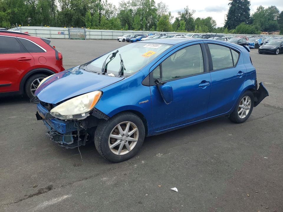 59725086 :رقم المزاد ، JTDKDTB3XC1014072 vin ، 2012 Toyota Prius C مزاد بيع