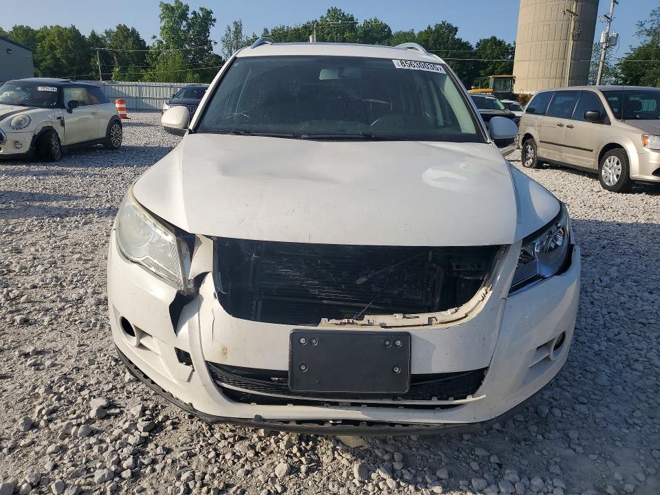 85630035 :رقم المزاد ، WVGAV75N09W511958 vin ، 2009 Volkswagen Tiguan مزاد بيع