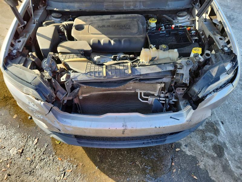 Продаж на аукціоні авто 2020 Jeep Cherokee, vin: 1C4PJLCB3LD528381, номер лоту: 61694946