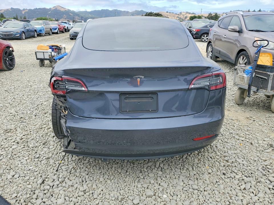 Продажа на аукционе авто 2021 Tesla Model 3, vin: 5YJ3E1EAXMF998770, номер лота: 58843206