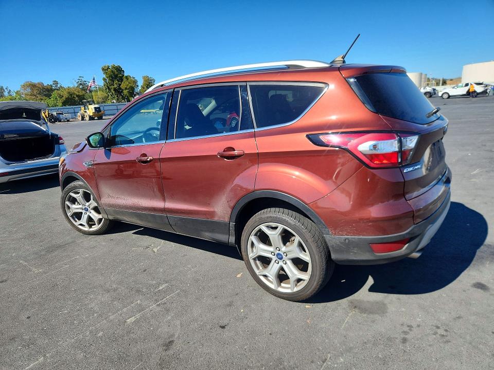 Продаж на аукціоні авто 2018 Ford Escape, vin: 1FMCU9J97JUA56994, номер лоту: 62868766