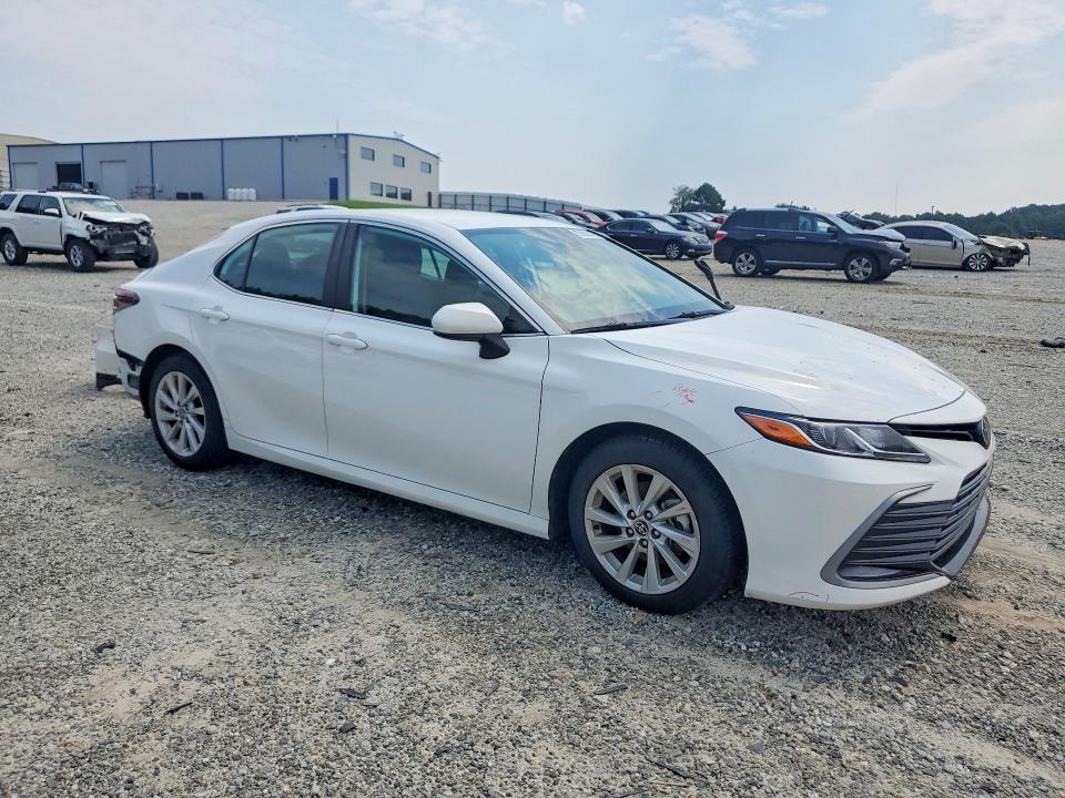 2024 Toyota Camry მანქანა იყიდება აუქციონზე, vin: 4T1C11AK1RU198251, აუქციონის ნომერი: 62896426