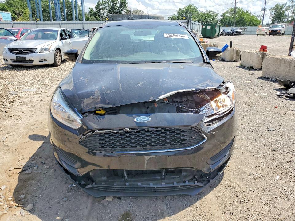59854996 :رقم المزاد ، 1FADP3K28JL243719 vin ، 2018 Ford Focus مزاد بيع