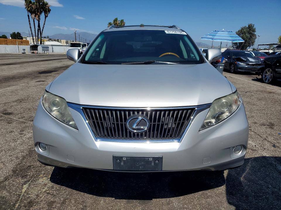 61750196 :رقم المزاد ، 2T2ZK1BA9BC045987 vin ، 2011 Lexus Rx مزاد بيع