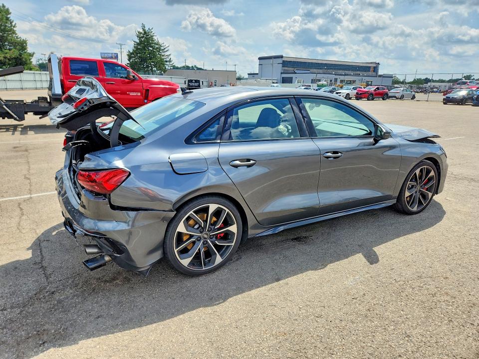 2024 Audi S3 მანქანა იყიდება აუქციონზე, vin: WAUH3DGY7RA044174, აუქციონის ნომერი: 60251666