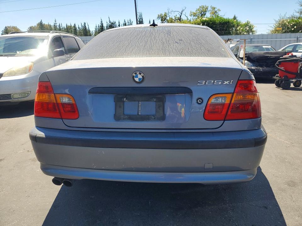 62812156 :رقم المزاد ، WBAEU33434PR07930 vin ، 2004 Bmw 325 مزاد بيع