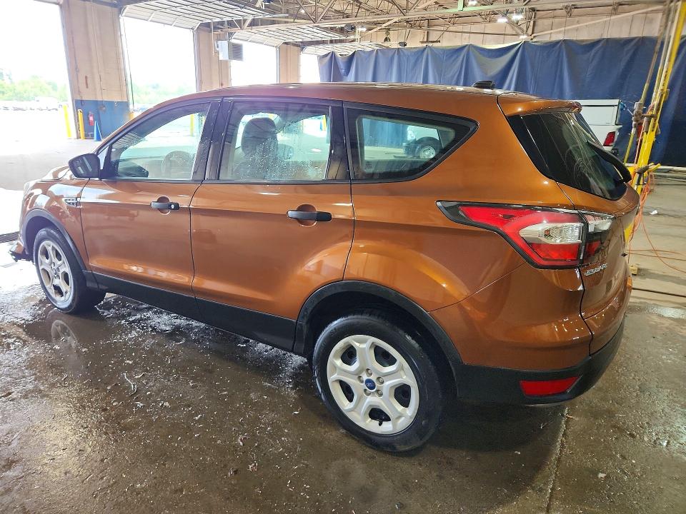 Продаж на аукціоні авто 2017 Ford Escape, vin: 1FMCU0F70HUA60544, номер лоту: 61002256