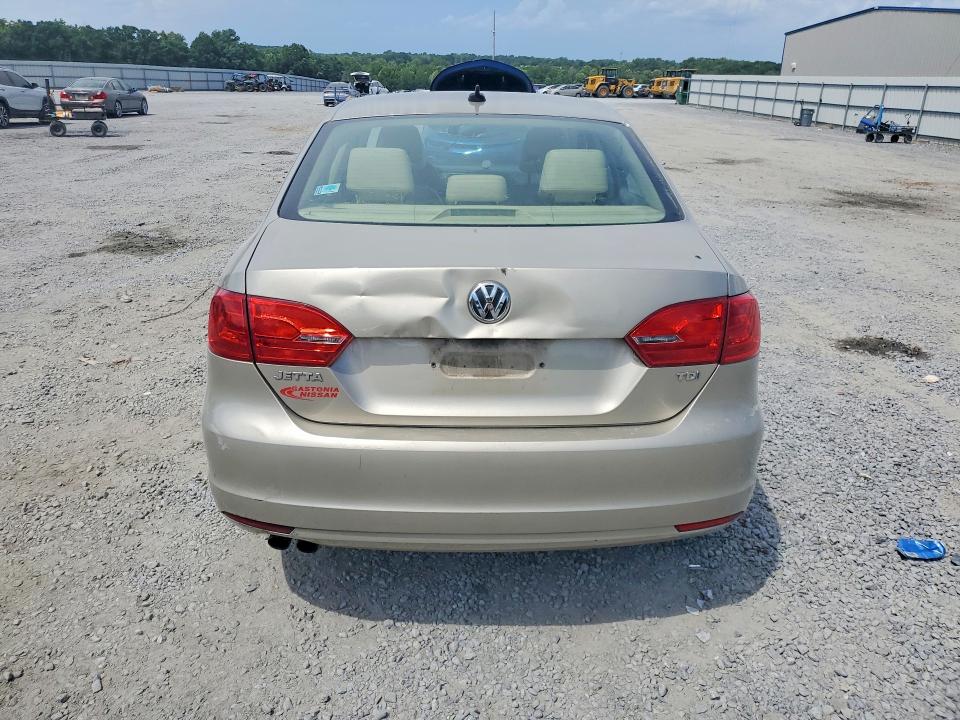 Продаж на аукціоні авто 2014 Volkswagen Jetta, vin: 3VWLL7AJ0EM207011, номер лоту: 61547306