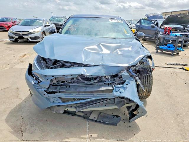 Продаж на аукціоні авто 2025 Nissan Sentra, vin: 3N1AB8DV6SY330336, номер лоту: 59872386