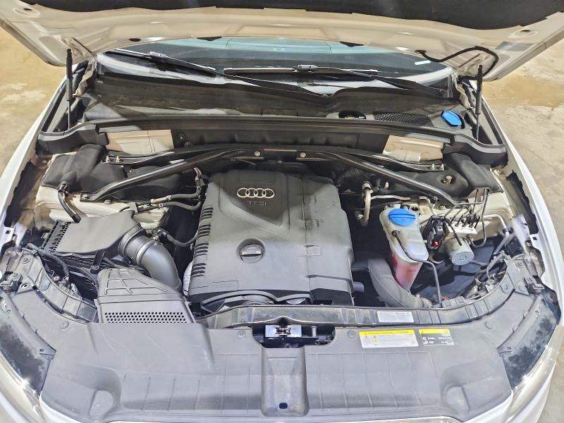 2014 Audi Q5 მანქანა იყიდება აუქციონზე, vin: WA1LFAFP2EA093797, აუქციონის ნომერი: 62144596