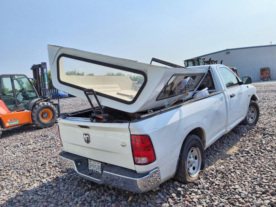 60933666 :رقم المزاد ، 3C6JR6DT7LG144069 vin ، 2020 Ram 1500 Classic مزاد بيع