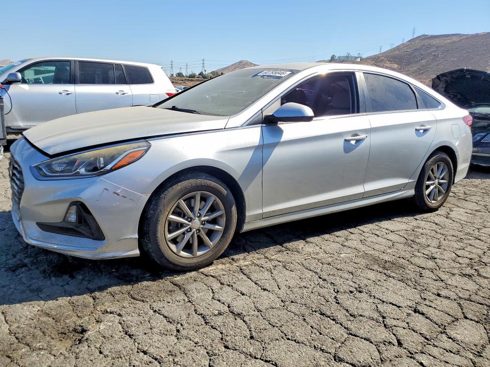 2018 Hyundai Sonata მანქანა იყიდება აუქციონზე, vin: 5NPE24AF2JH719975, აუქციონის ნომერი: 60795846