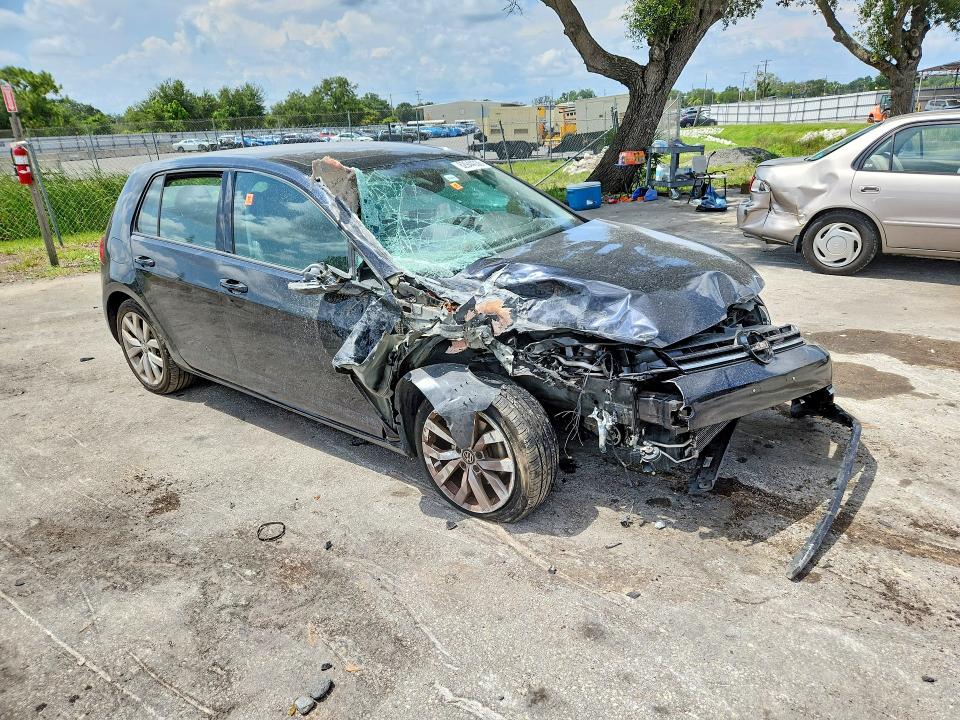 2019 Volkswagen Golf მანქანა იყიდება აუქციონზე, vin: 3VWW57AU7KM025139, აუქციონის ნომერი: 62944036