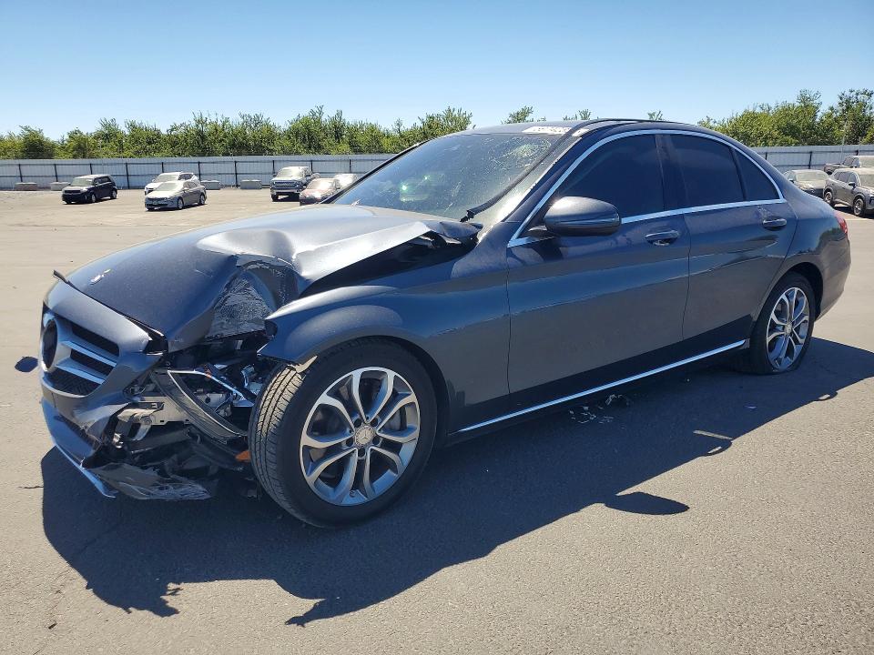 59742356 :رقم المزاد ، 55SWF4JB3GU160612 vin ، 2016 Mercedes-benz C مزاد بيع