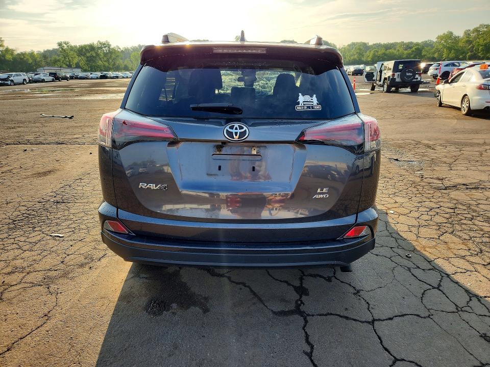 2017 Toyota Rav4 მანქანა იყიდება აუქციონზე, vin: JTMBFREV7HJ708106, აუქციონის ნომერი: 59260416