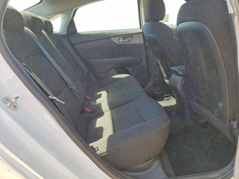 2021 Kia Forte მანქანა იყიდება აუქციონზე, vin: 3KPF24AD4ME265319, აუქციონის ნომერი: 61084196