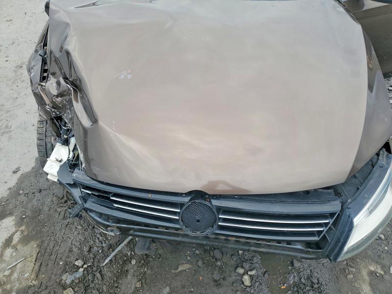 60586286 :رقم المزاد ، 3VWGZ7AJ6BM373531 vin ، 2011 Volkswagen Jetta مزاد بيع