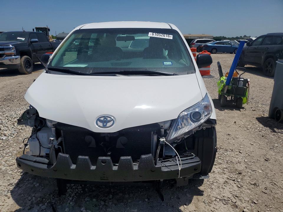 Aukcja sprzedaży 2017 Toyota Sienna, vin: 5TDZZ3DC3HS884947, numer aukcji: 61052616