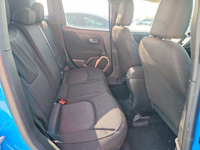 Продажа на аукционе авто 2015 Jeep Renegade, vin: ZACCJAAH0FPC10394, номер лота: 61699316