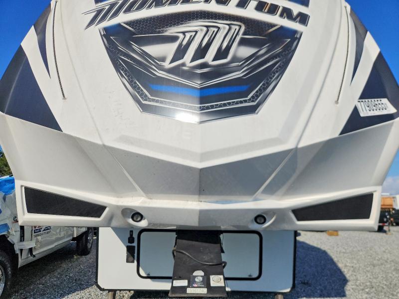 77909655 :رقم المزاد ، 573FM402XH1204603 vin ، 2017 Grand Desi Momentum مزاد بيع