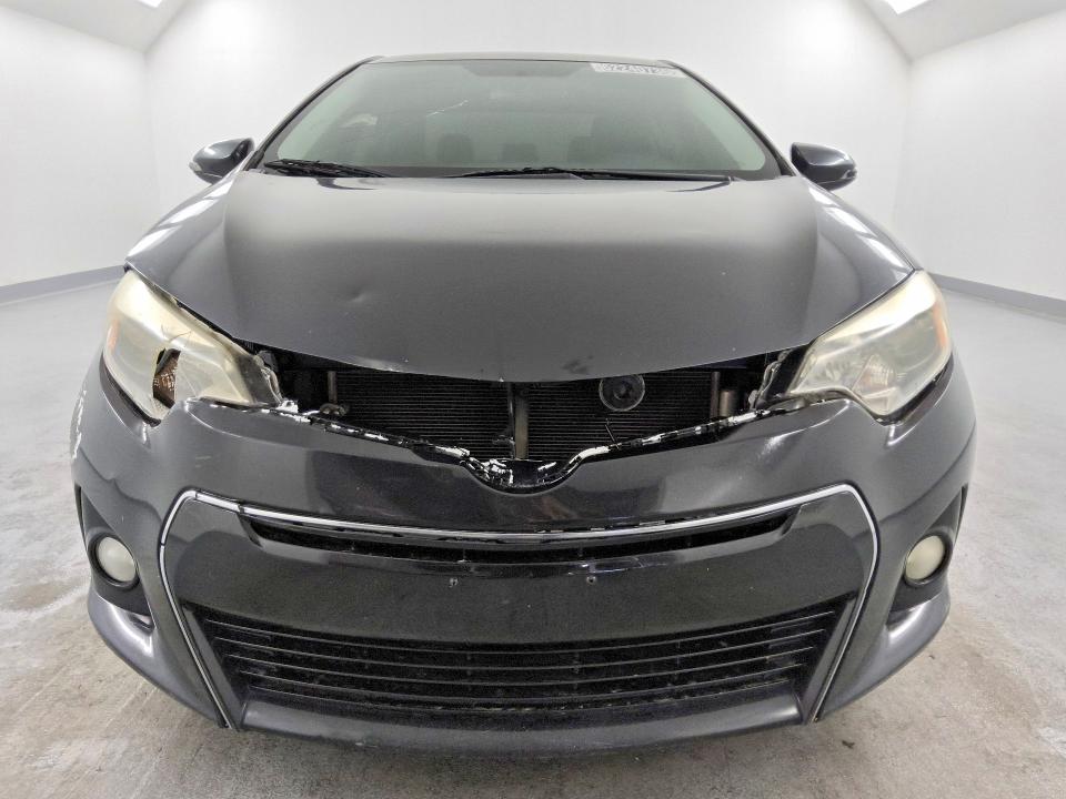 62240736 :رقم المزاد ، 5YFBURHE3GP437573 vin ، 2016 Toyota Corolla مزاد بيع