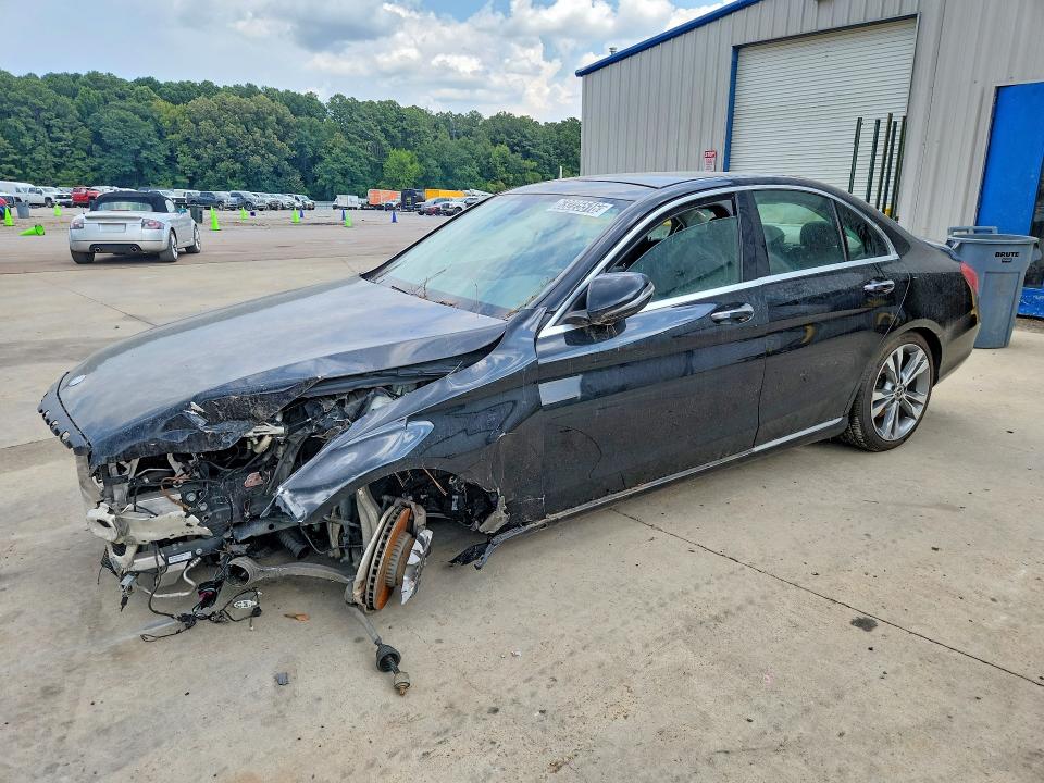 2017 Mercedes-benz C მანქანა იყიდება აუქციონზე, vin: 55SWF4JB6HU229634, აუქციონის ნომერი: 63225516